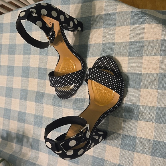 Torrid shoes 8.5W - Picture 2 of 4